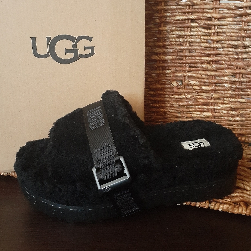 NIB - UGG FLUFFITA, SIZE 8, BLACK